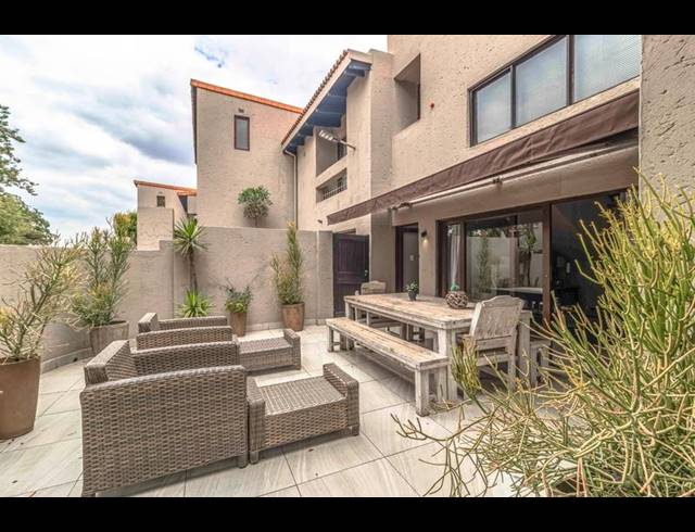 3 BEDROOM HOUSE FOR SALE IN BEDFORDVIEW